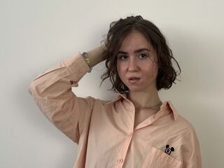 Hilaryganfield